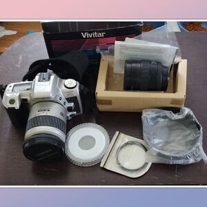 Minolta Maxxum HTsi Plus 35mm SLR Film Camera w/ 28-80mm Minolta Lens & Vivitar